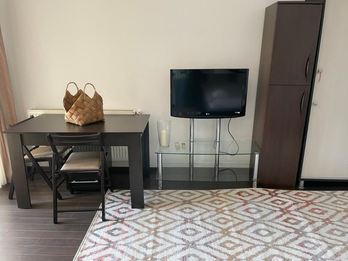 En Passant / A Time In Iasi Apartment Exterior photo